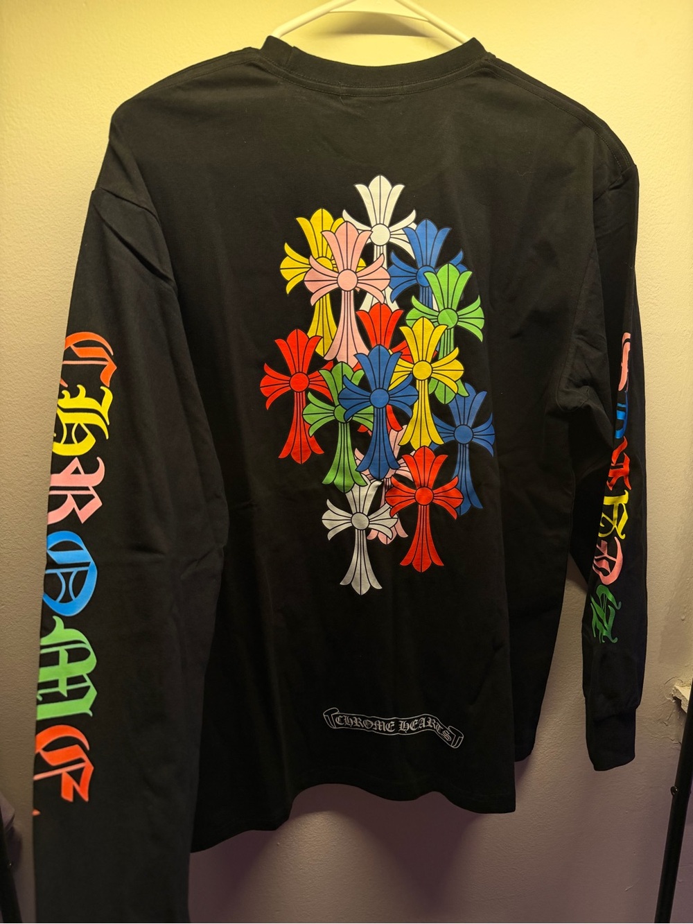 Long Sleeve Tee with Multicolor Cross Motif
